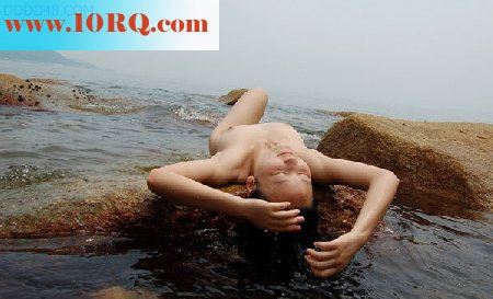 海边美少女寂寞孤独特写 [12P]